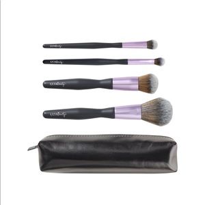 Ulta Flawless 4 Piece Face & Eye Brush Kit w/Case…$10 w/purchase.